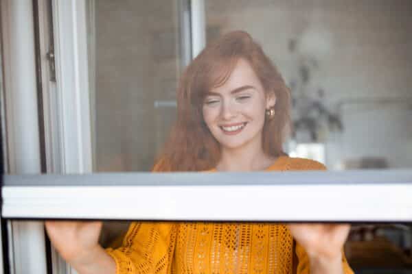 Insect screen roller blind, fly screen without drilling